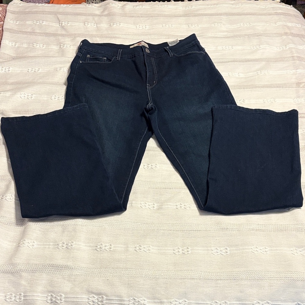 Levi's Women's Dark Blue Boot Cut Jeans